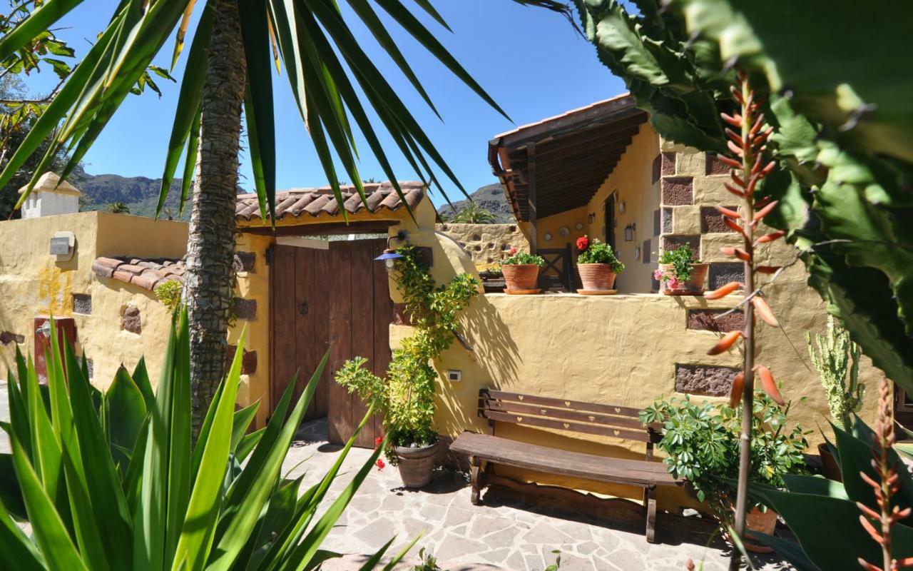 Bohemian Hideaway Finca - 2 Unique Houses With Shared Pool Santa Lucia Exteriör bild